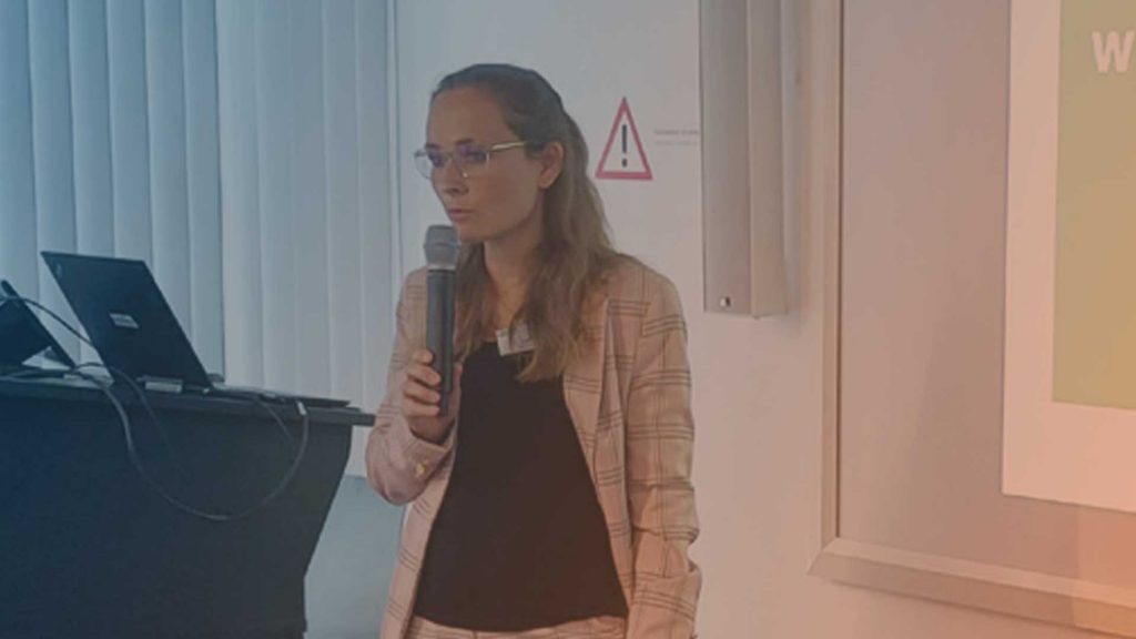 Dr. Judith Smith beim Patiententag in Aachen.